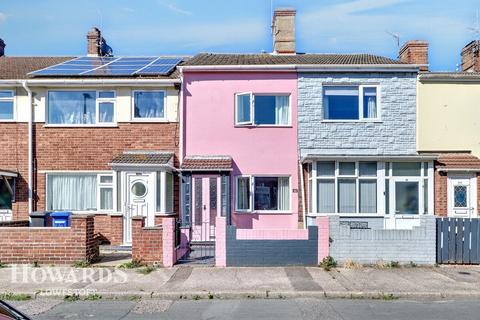 Lorne Park Road, Lowestoft 3 bed terraced house for sale