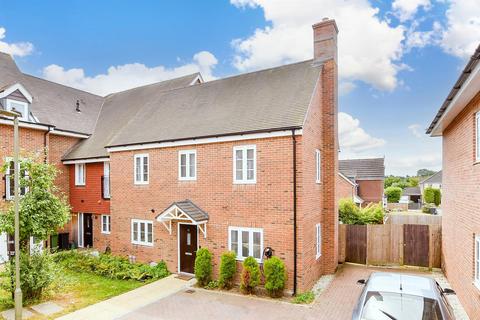 Dover Road, Tadworth KT20 3 bed end of terrace house for sale