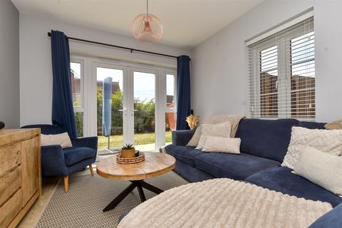 Dover Road, Tadworth KT20 3 bed end of terrace house for sale