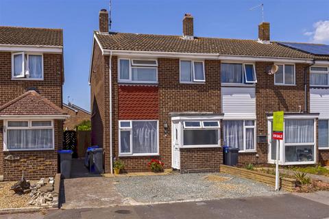 3 bed end terrace house