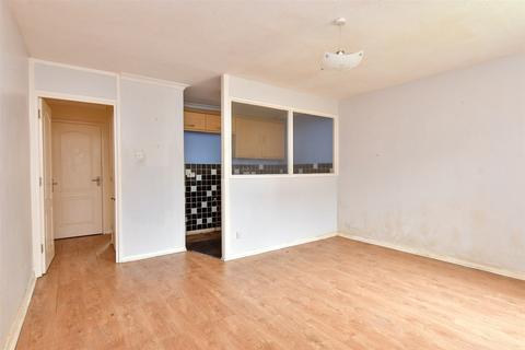 2 Lake Drive, Peacehaven BN10 1 bed ground floor flat for sale