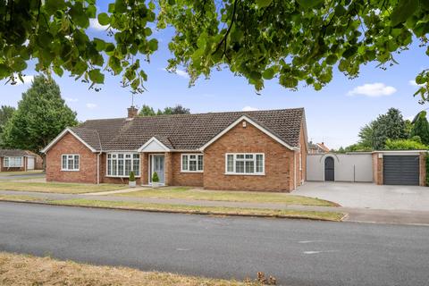 Linden Way, Boston, PE21 3 bed detached bungalow for sale