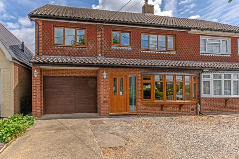 Ardley End, Bishop's Stortford CM22 5 bed semi