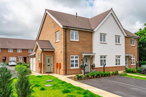 Bracken Crescent, Leyland 2 bed flat for sale