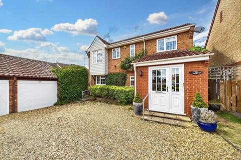 Rosecroft Way, Thetford, IP24 4 bed detached house for sale