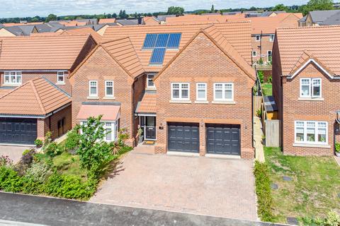 Selby YO8 6 bed detached house for sale