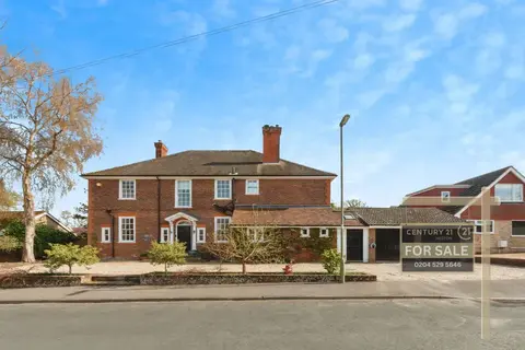 Silver Glades, YATELEY GU46 5 bed detached house for sale