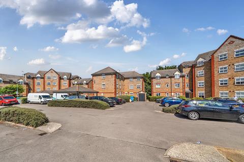 Victoria Gate, Essex CM17 2 bed apartment for sale