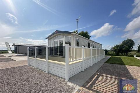 168 Gravel Lane Banks, Southport PR9 2 bed park home for sale