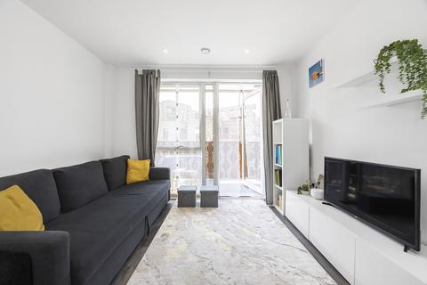 Fresh Wharf Road, Barking IG11 1 bed flat for sale
