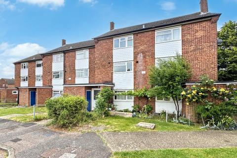 Cundalls Road, Ware, Hertfordshire 2 bed duplex for sale