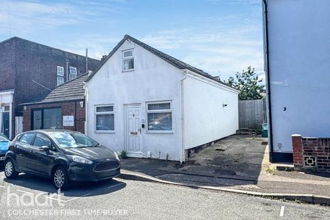Granville Road, Colchester 2 bed detached house for sale