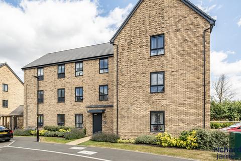 Swindon SN1 2 bed flat for sale