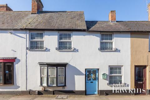 Wood Street, Royal Wootton Bassett 2 bed terraced house for sale