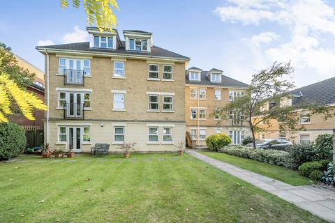 The Avenue, Beckenham, Kent, BR3 2 bed flat for sale