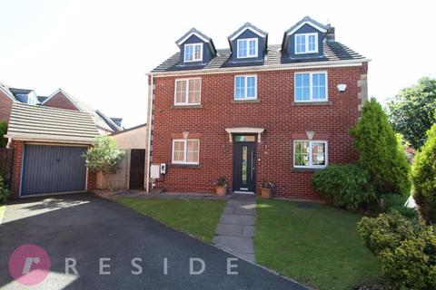 Tangmere Avenue, Heywood OL10 5 bed detached house for sale