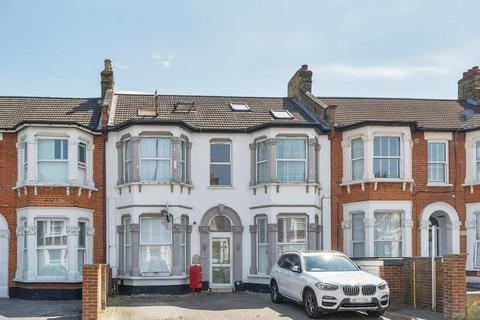 Broadfield Road, London, SE6 1ND 2 bed flat for sale