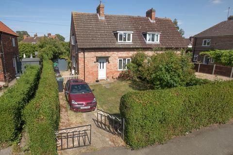 Westfields Road, Corby NN17 3 bed semi