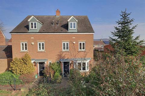 4 bedroom semi-detached house for sale