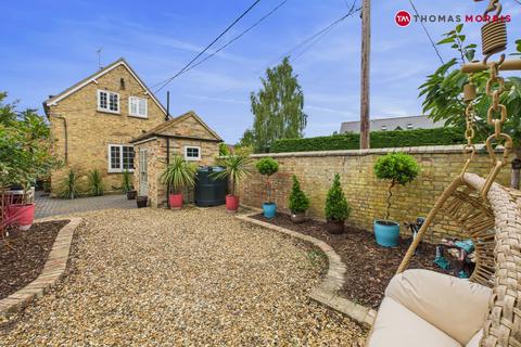Hatchet Lane, St. Neots PE19 3 bed detached house for sale