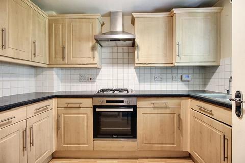 Swaffer Way, Ashford TN23 3 bed end of terrace house for sale