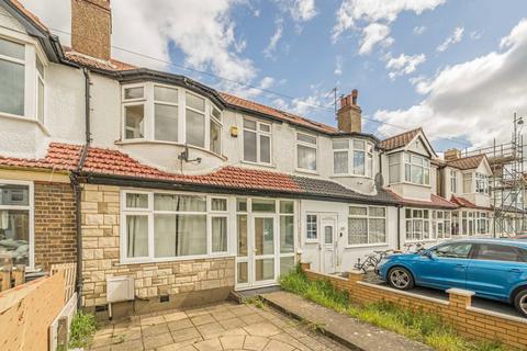 Largewood Avenue, Surbiton KT6 3 bed terraced house for sale