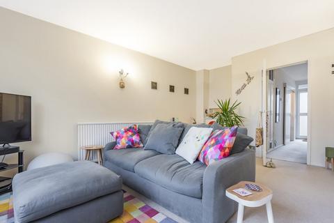 Putney Hill, Putney, London, SW15 2 bed property for sale