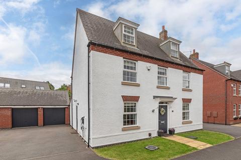 Netherhall Drive, Loughborough LE12 5 bed detached house for sale
