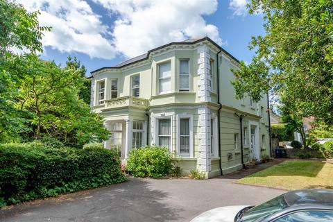 Belsize Road, Worthing 2 bed flat for sale