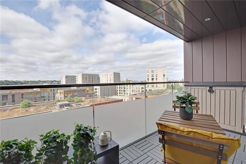 Hugero Point, 2 Rennie Street... 2 bed apartment for sale