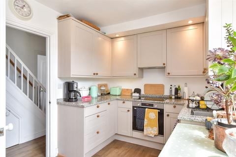 High Street, Lewes BN7 2 bed duplex for sale