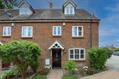 Copper Beech Court, Salisbury Road 4 bed end of terrace house for sale