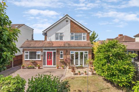 Ivins Road, Beaconsfield, HP9 4 bed detached house for sale