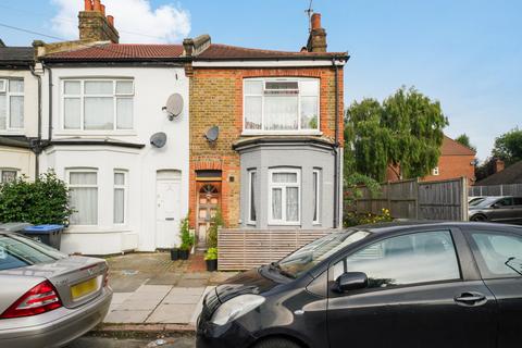 Priory Park Road, Wembley, HA0 2RY 1 bed maisonette for sale