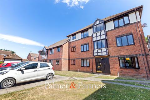 Brinkley Place, Colchester, Essex, CO4 1 bed apartment for sale