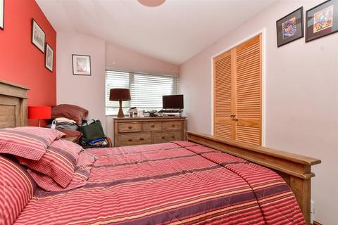 Regency Walk, Shirley, Croydon, Surrey 3 bed terraced house for sale