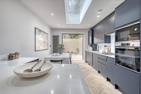 Deptford SE8 3 bed terraced house for sale