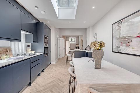Deptford SE8 3 bed terraced house for sale