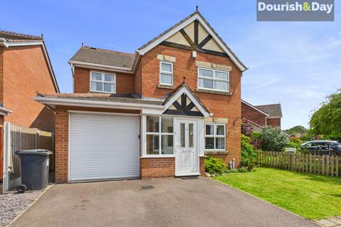 Hampton Drive, Market Drayton TF9 4 bed detached house for sale