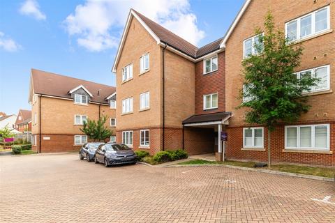 Ceres Crescent, Ewell 1 bed flat for sale