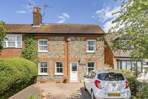 Kemprow, Aldenham 3 bed semi