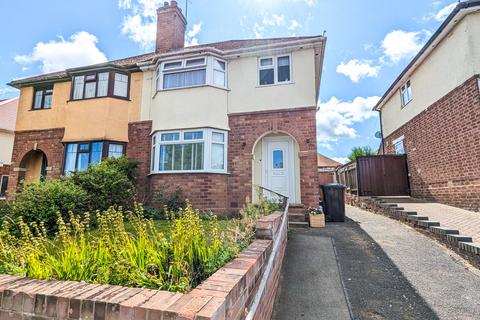 Colin Road, Worcester WR3 3 bed semi