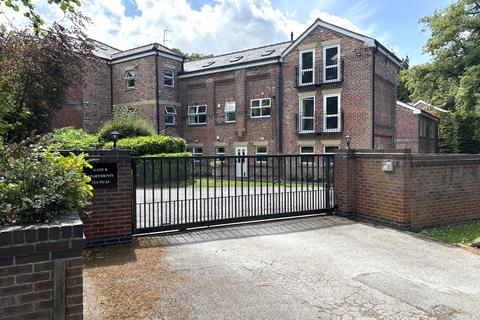 Torkington Manor, Hazel Grove 2 bed apartment for sale