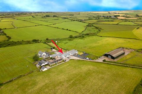 Boquio Farm, Farms Common TR13 3 bed semi