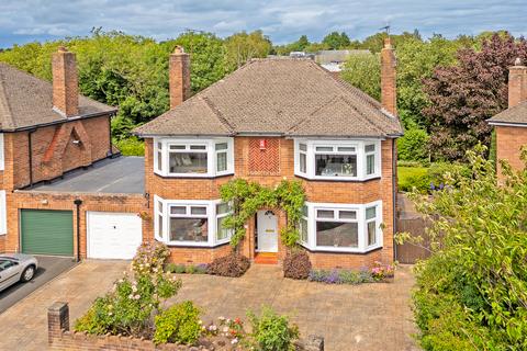 Garth Drive, Chester, Chester 3 bed detached house for sale