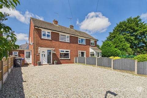 Harvey Place, Uttoxeter 3 bed semi