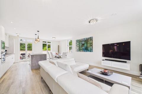 Walton on the Hill 2 bed apartment for sale