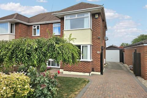 Brooklands Park, Longlevens, Gloucester 3 bed semi