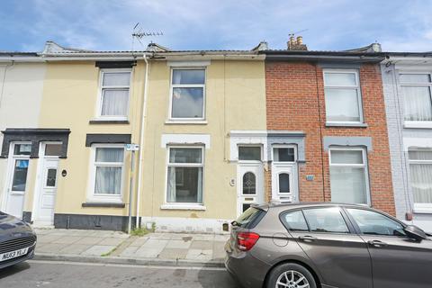 Esslemont Road, Southsea PO4 2 bed terraced house for sale