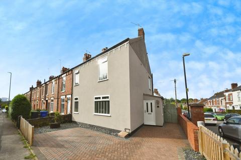 Old Road, Brampton, Chesterfield, S40... 3 bed end of terrace house for sale